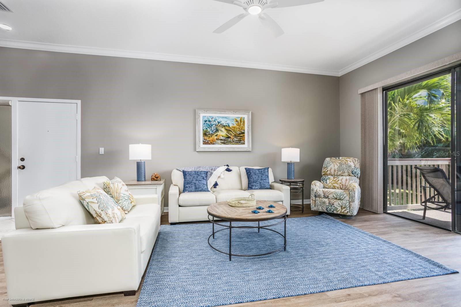 1087 LAKE HOUSE CIRCLE C104