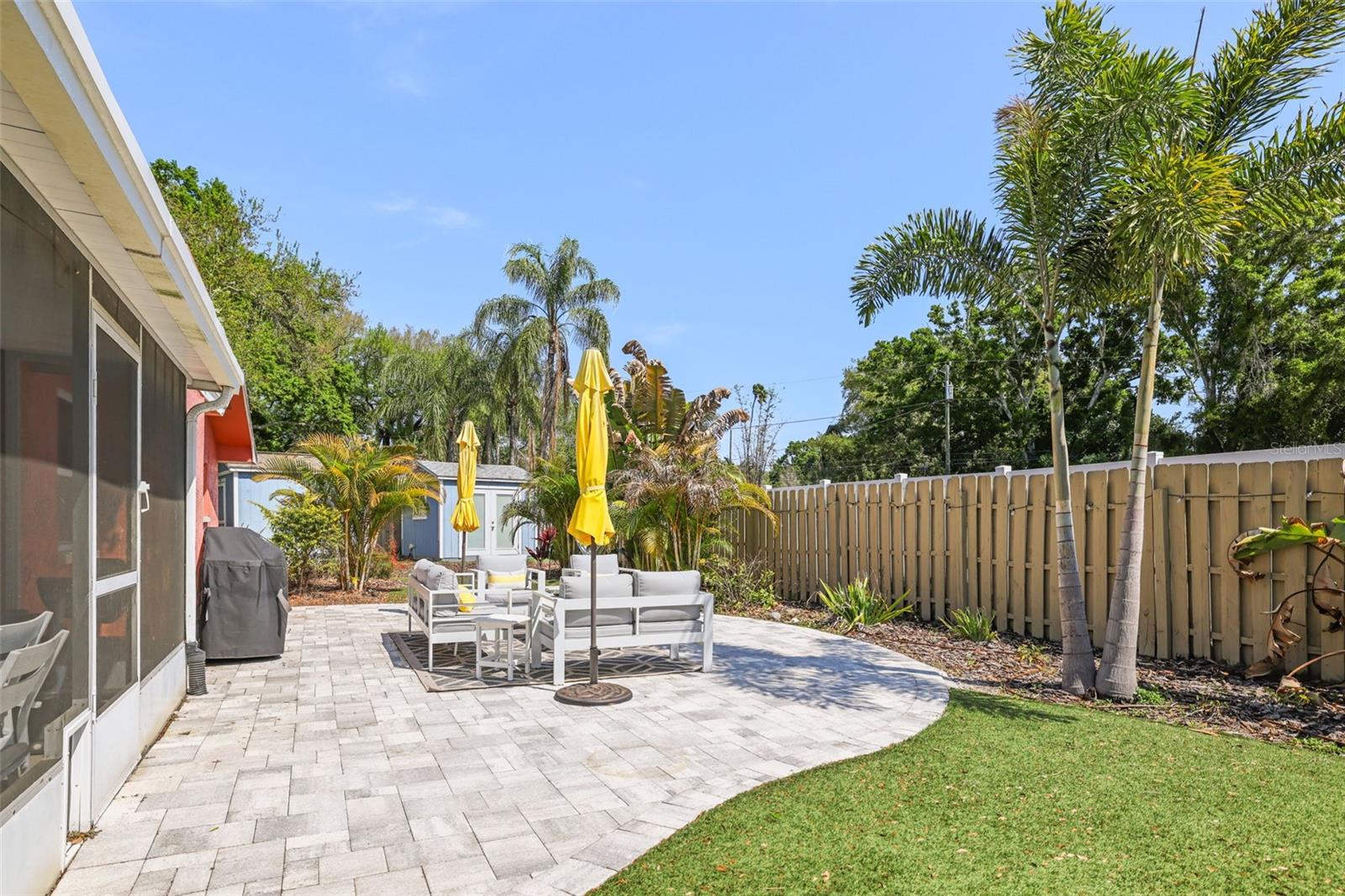 DUNEDIN ISLES COUNTRY CLUB - Residential