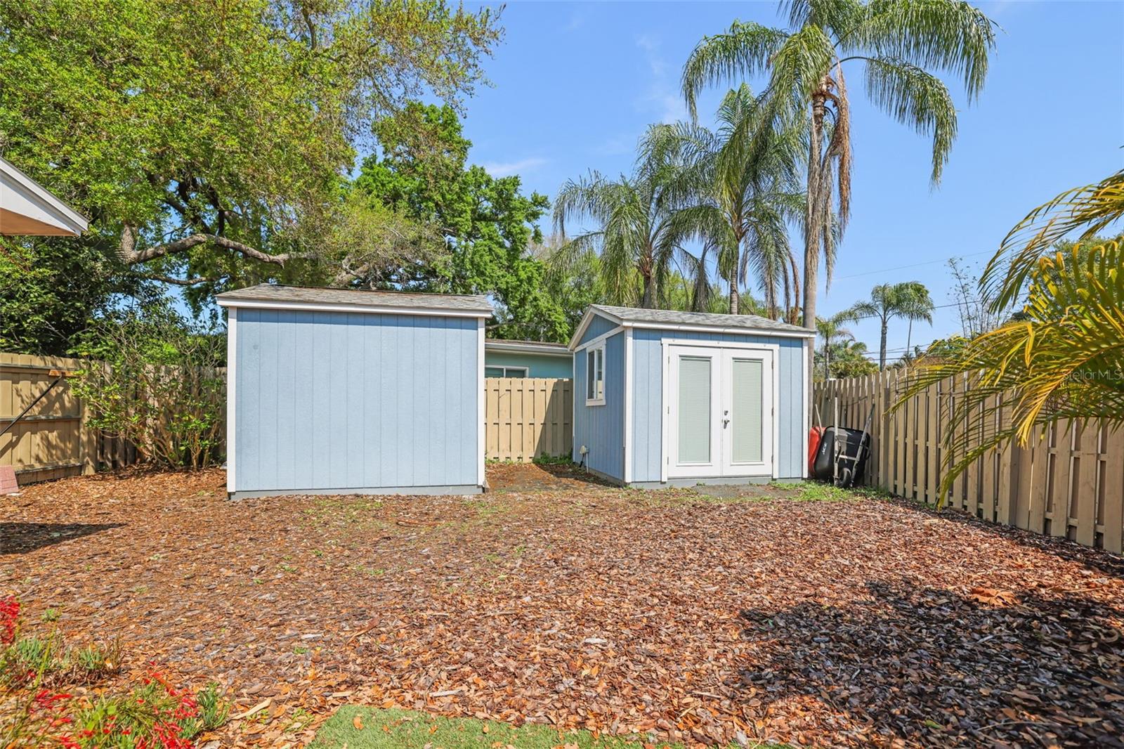 DUNEDIN ISLES COUNTRY CLUB - Residential