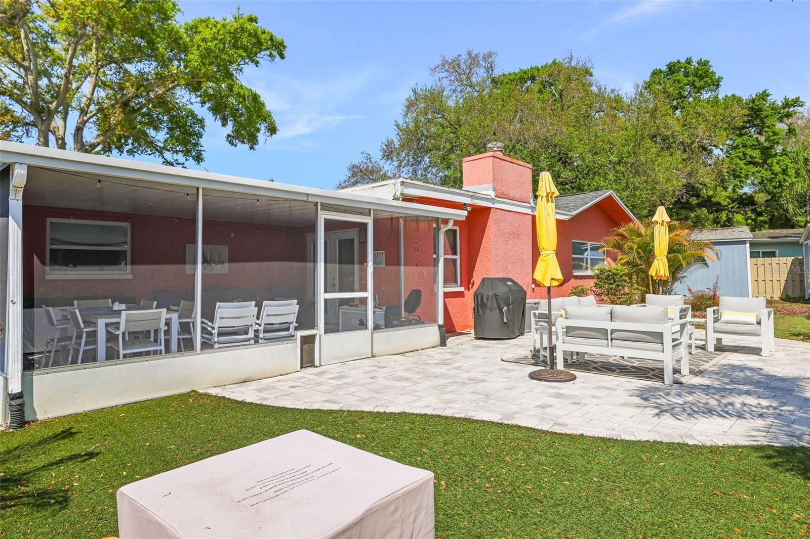 DUNEDIN ISLES COUNTRY CLUB - Residential