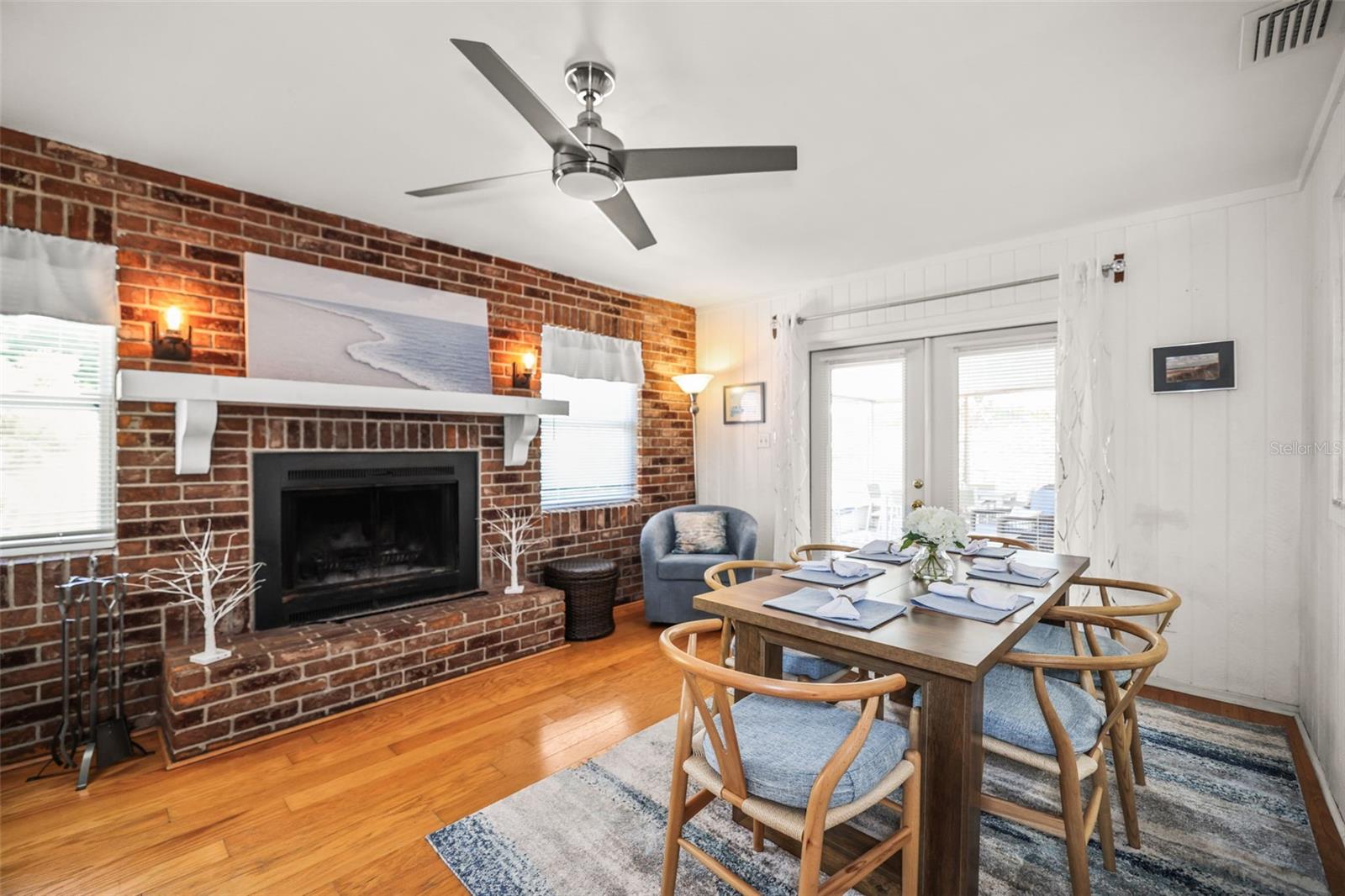 DUNEDIN ISLES COUNTRY CLUB - Residential