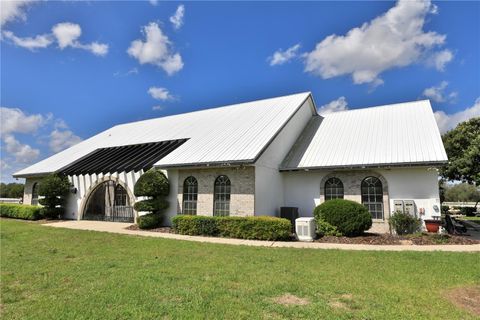 Tiny photo for 4450 SE 216th Avenue, Morriston, FL 32668 (MLS # OM722939)