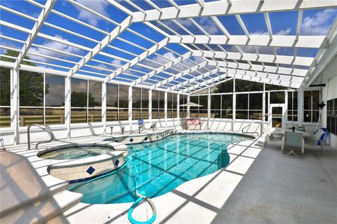 Tiny photo for 4450 SE 216th Avenue, Morriston, FL 32668 (MLS # OM722939)