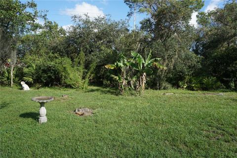 A home in LAKELAND