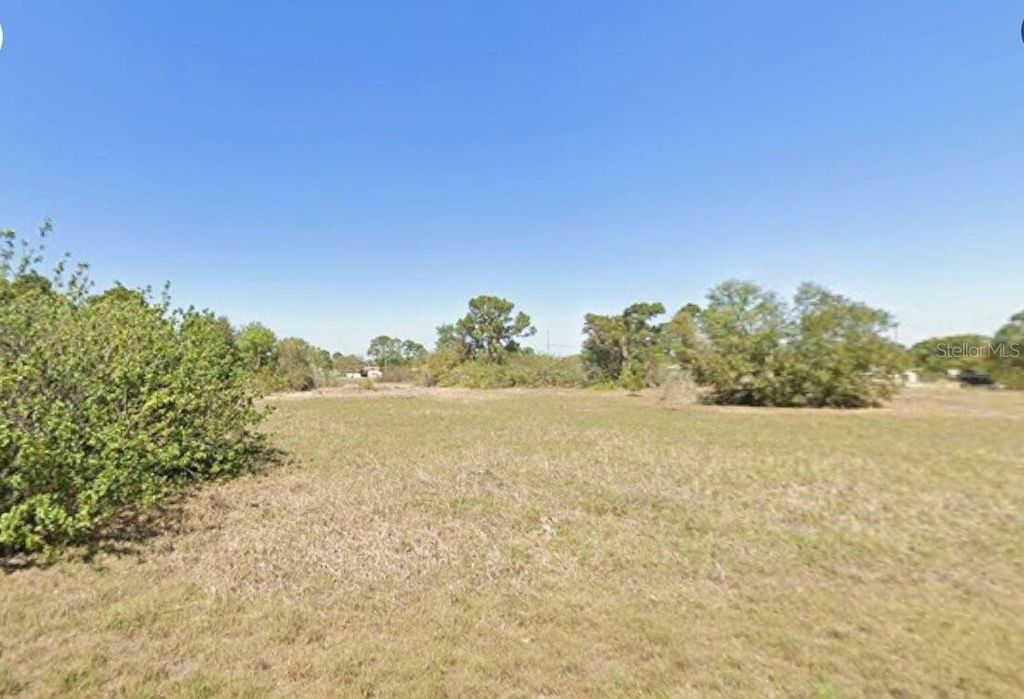 Photo of 236 Starlight Avenue, Lake Placid, FL 33852 (MLS # O6392106)