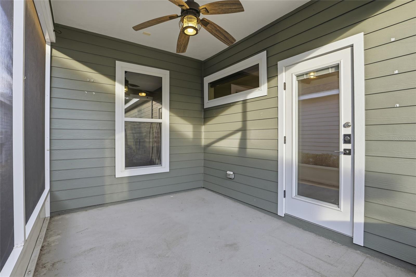 FLETCHER OAKS - Residential