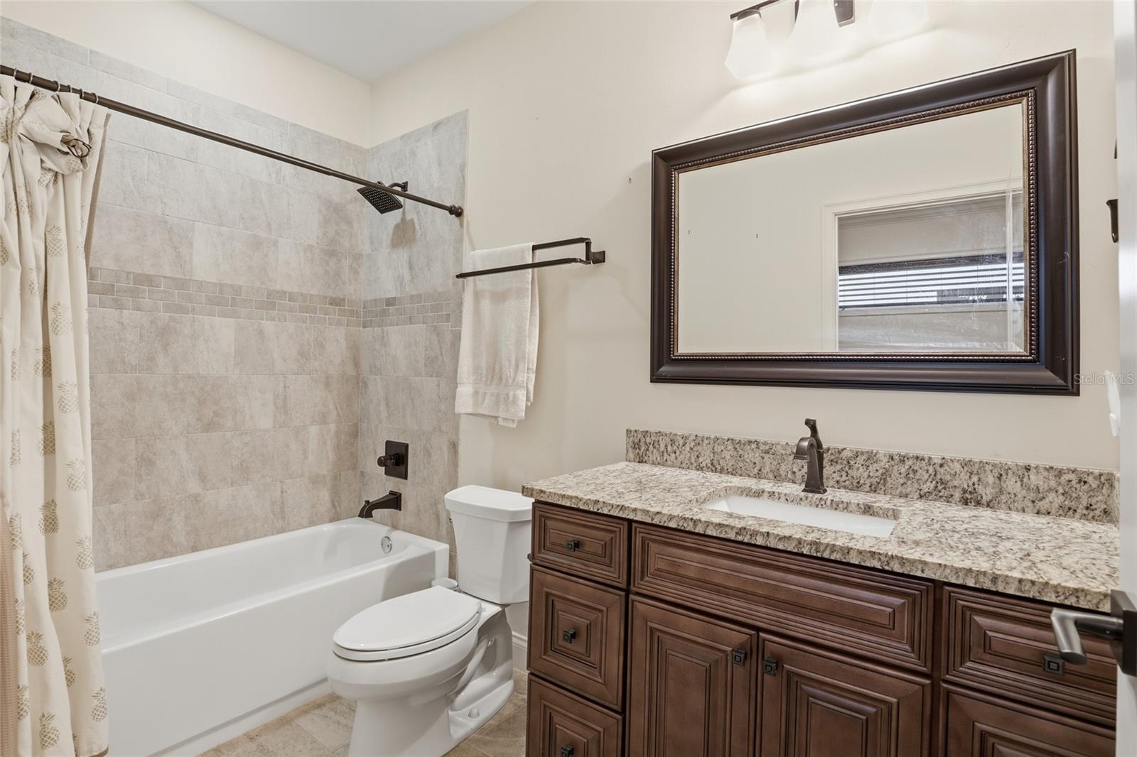 FLETCHER OAKS - Residential