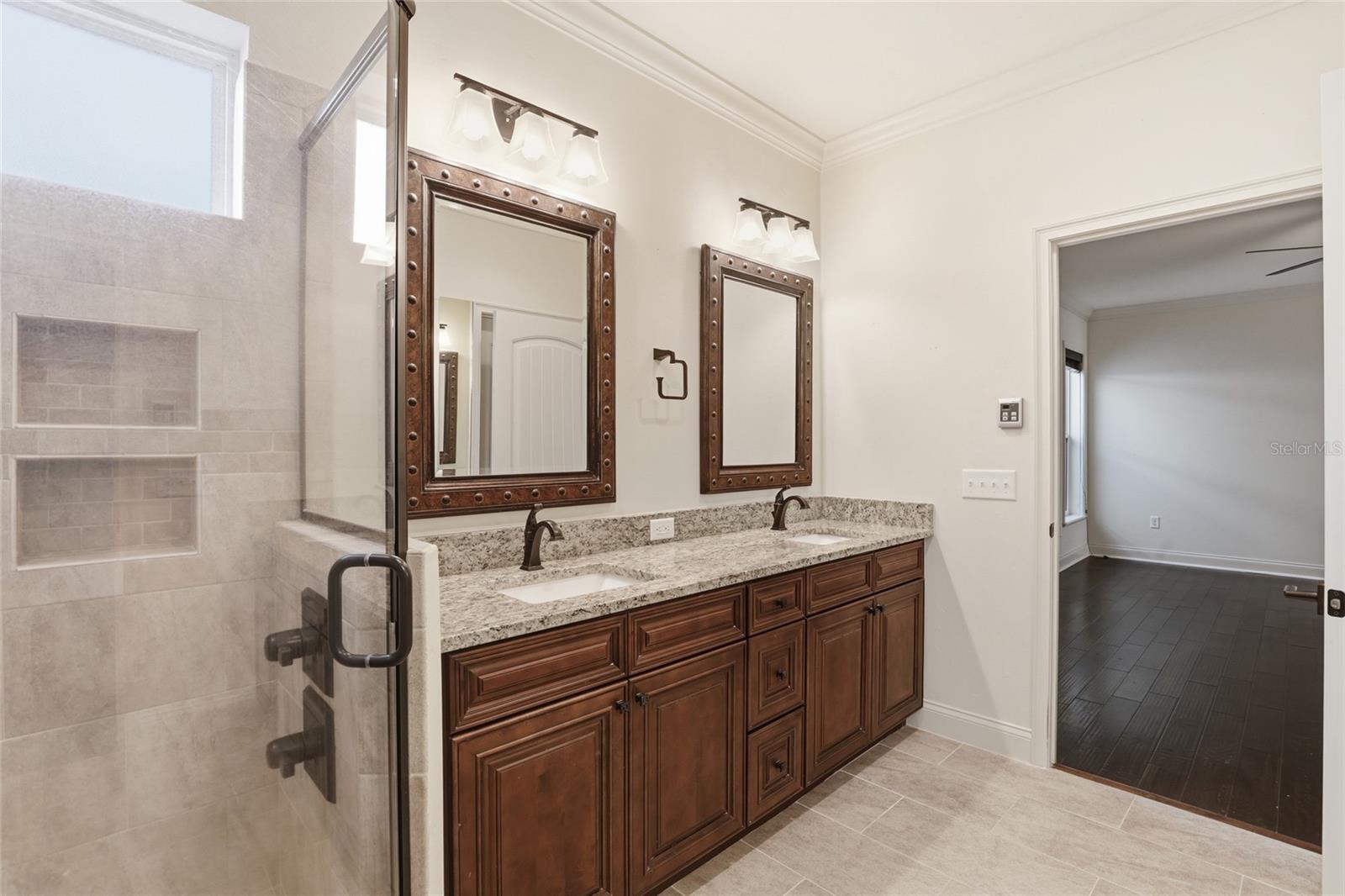 FLETCHER OAKS - Residential