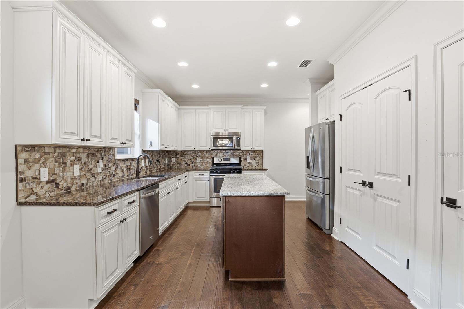 FLETCHER OAKS - Residential