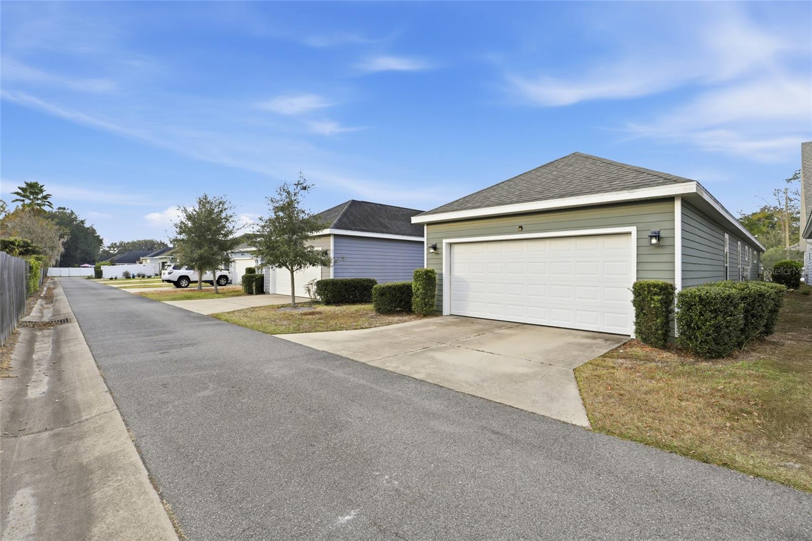 FLETCHER OAKS - Residential