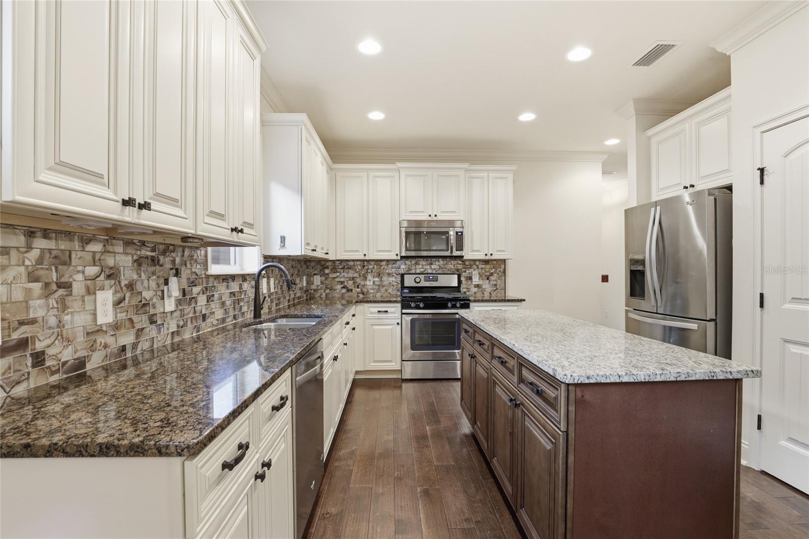 FLETCHER OAKS - Residential