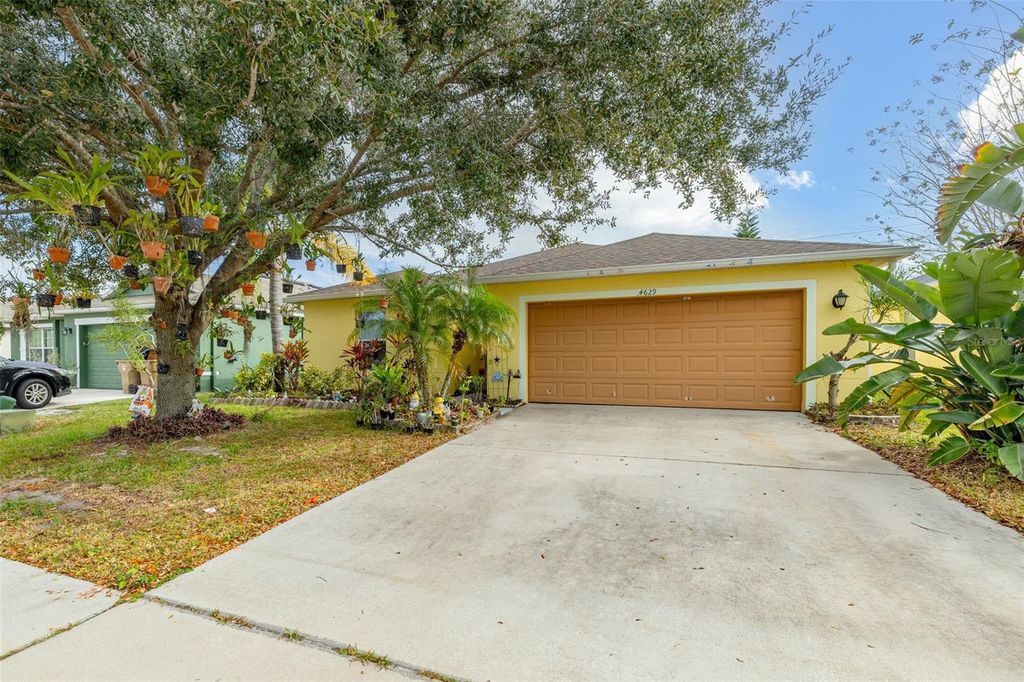 Photo of 4629 Caverns Drive, Kissimmee, FL 34758 (MLS # O6363638)