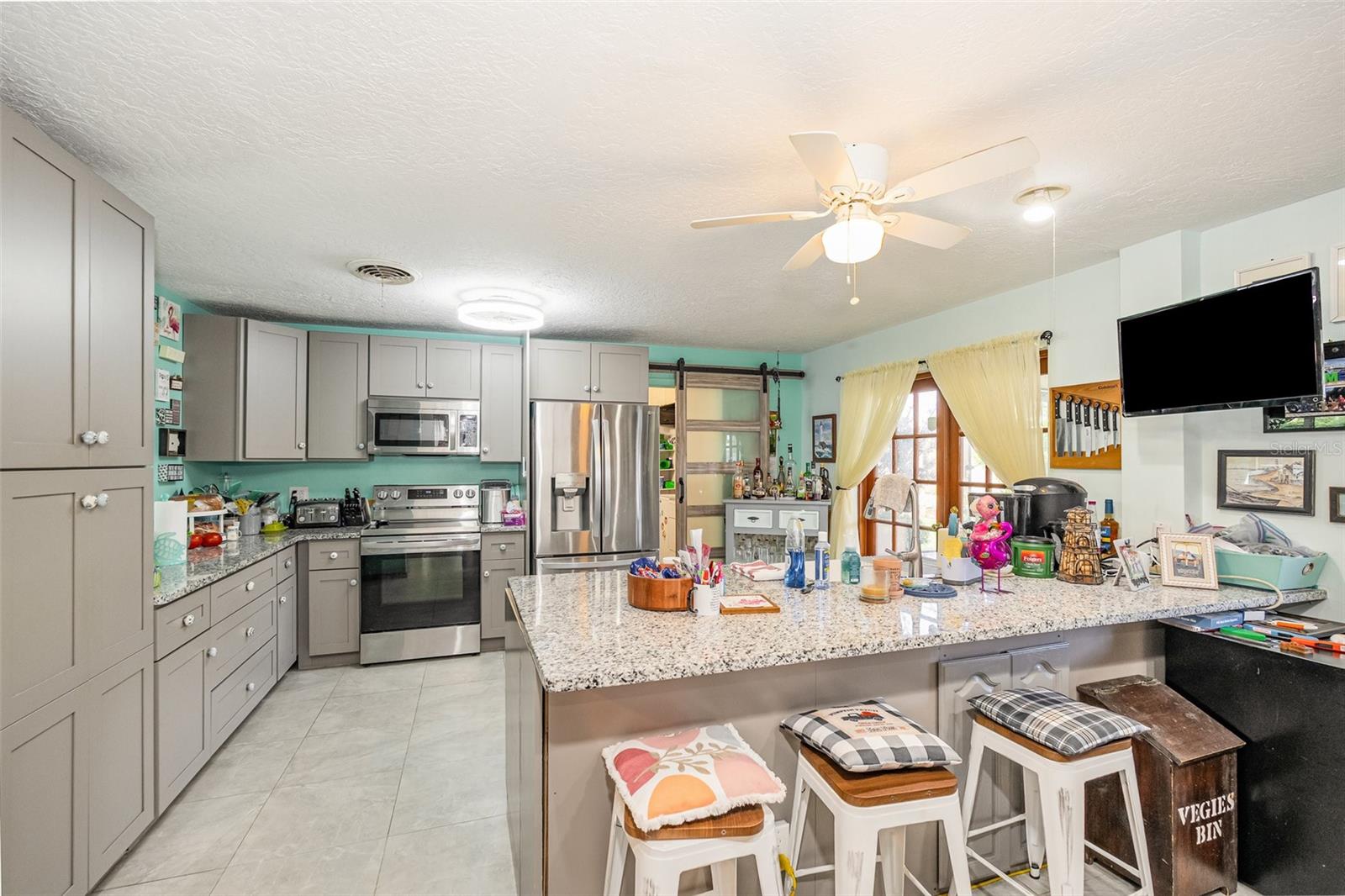 BELAIRE UNIT 03 - Residential