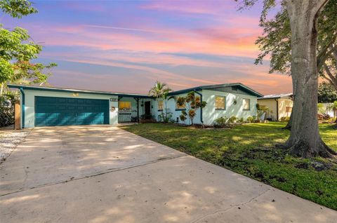 Photo of 220 Bel Aire Drive S, Merritt Island, FL 32952 (MLS # O6347810) Photo of 220 Bel Aire Drive S, Merritt Island, FL 32952 (MLS # O6347810)