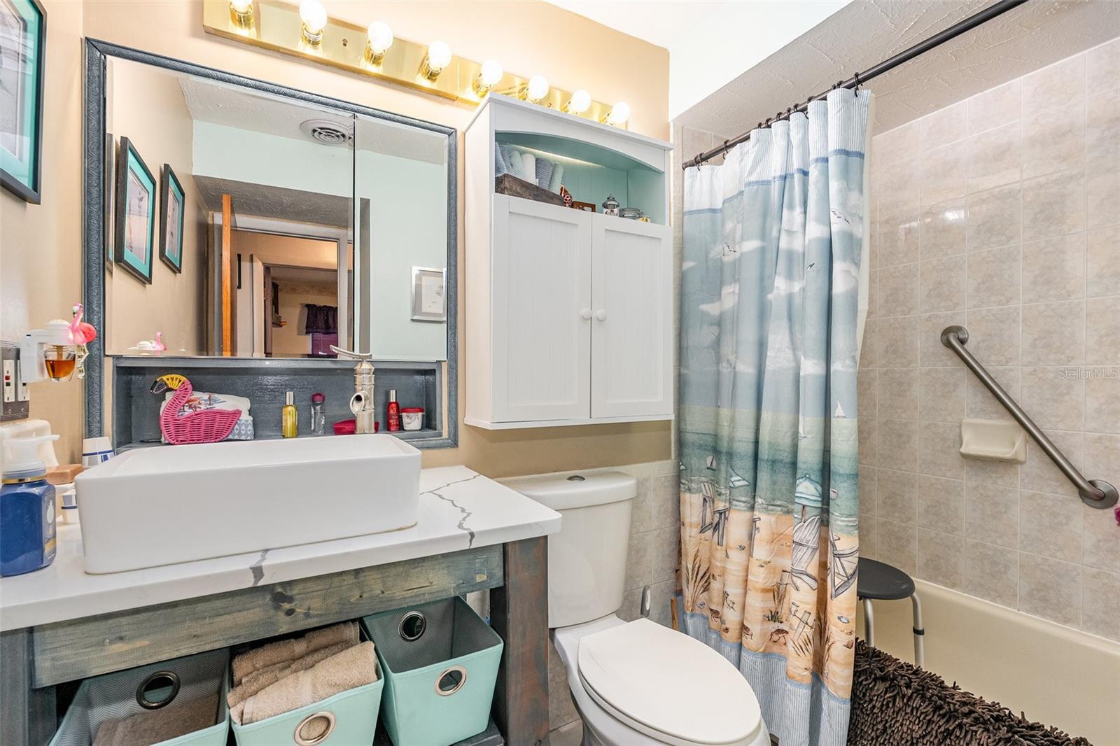 BELAIRE UNIT 03 - Residential