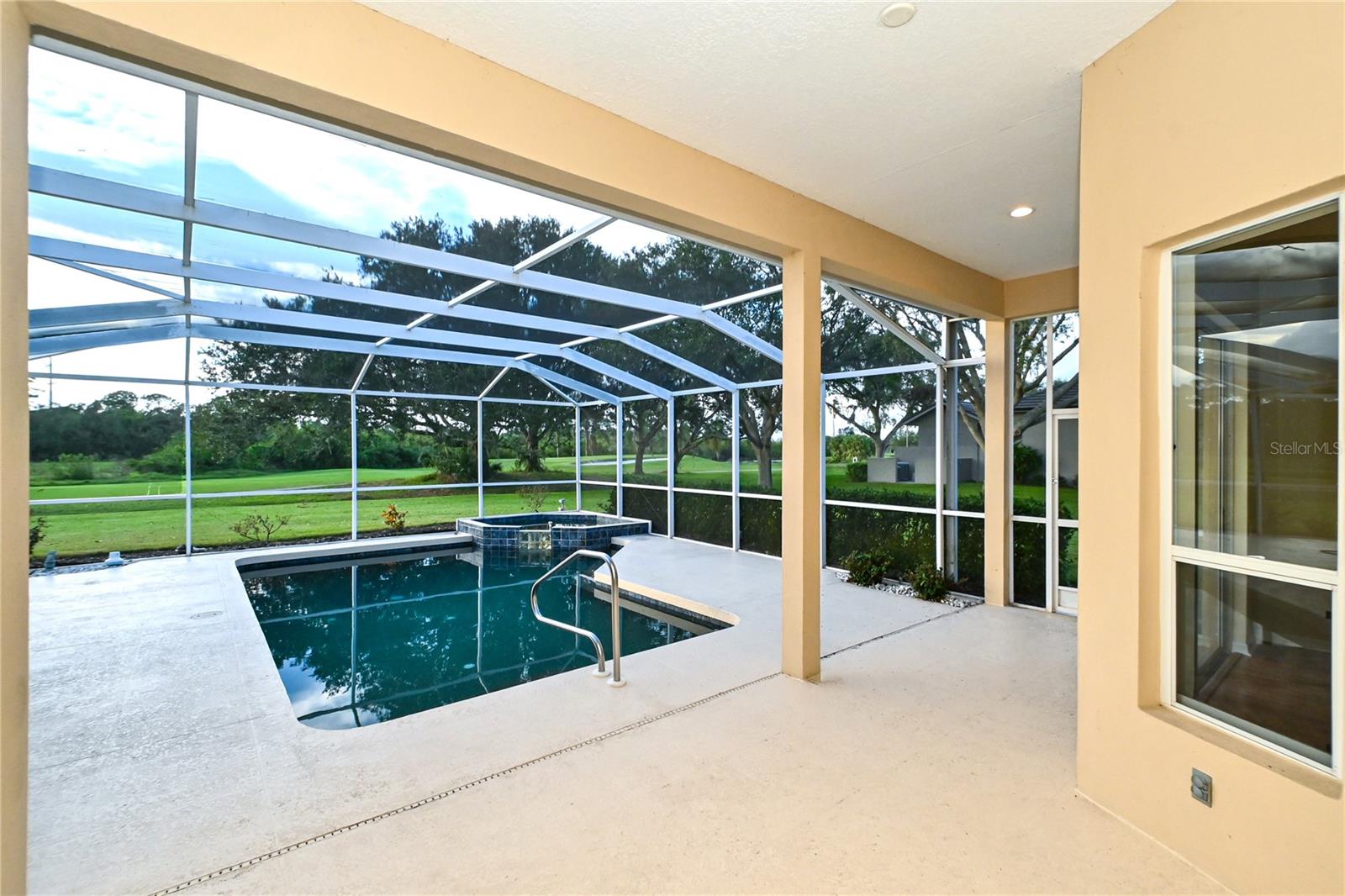 SERENOA PH 2 - Residential Lease