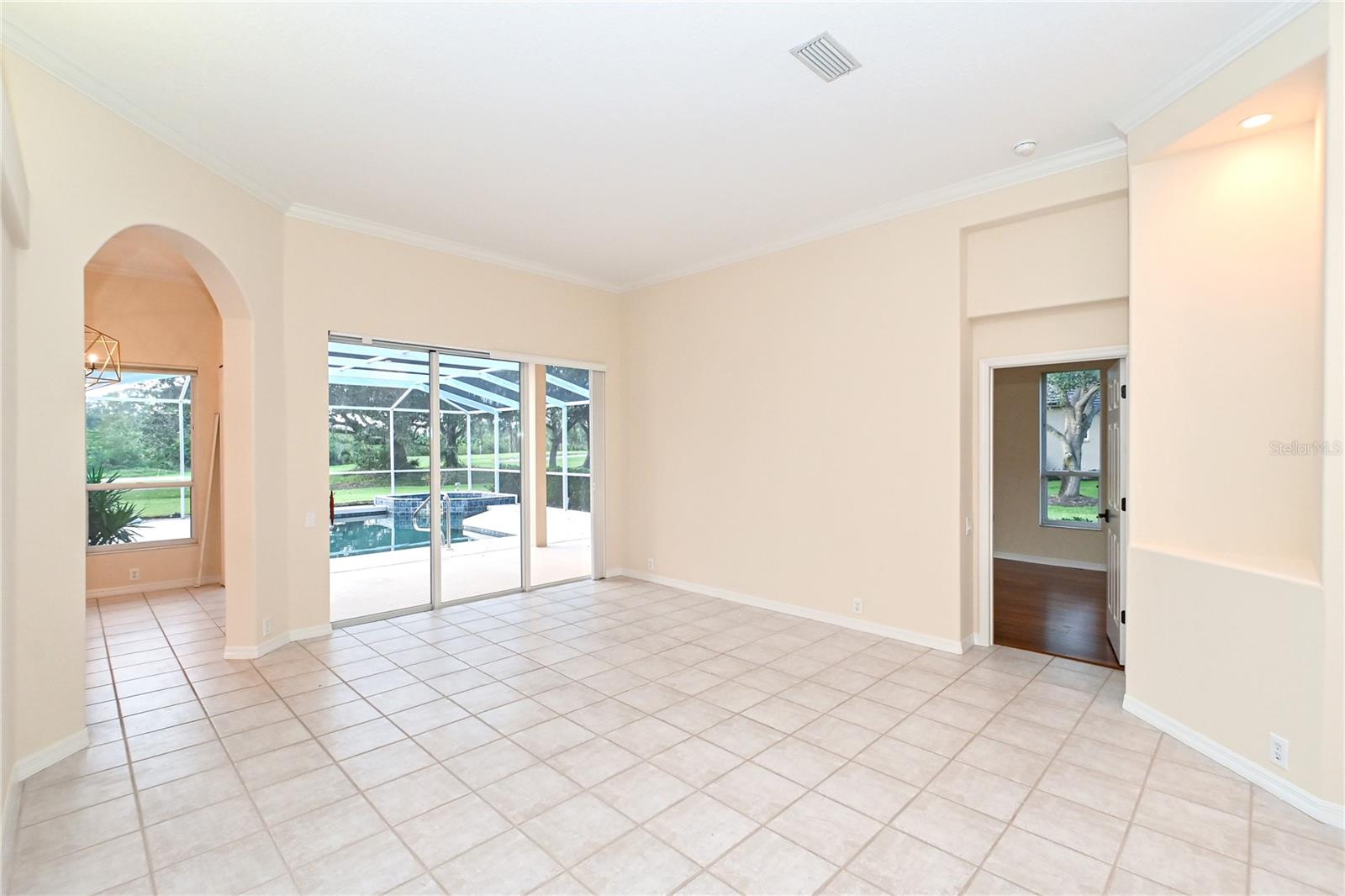 SERENOA PH 2 - Residential Lease