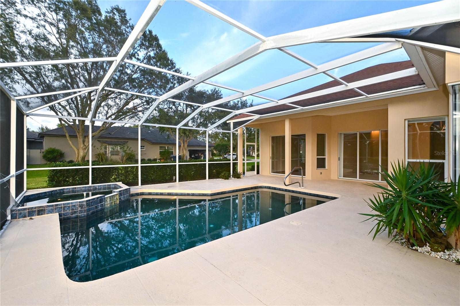 SERENOA PH 2 - Residential Lease