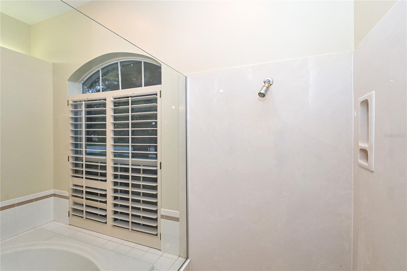 SERENOA PH 2 - Residential Lease