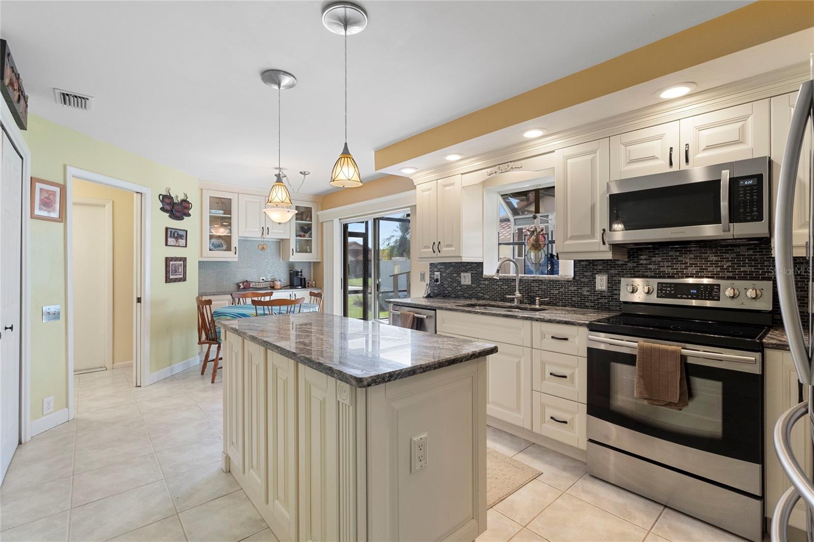 PERIDIA UNIT TWO - Residential