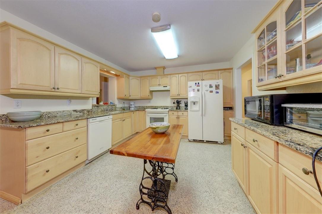 LEWIS ISLAND BAHAMA ISLES ADD - Residential