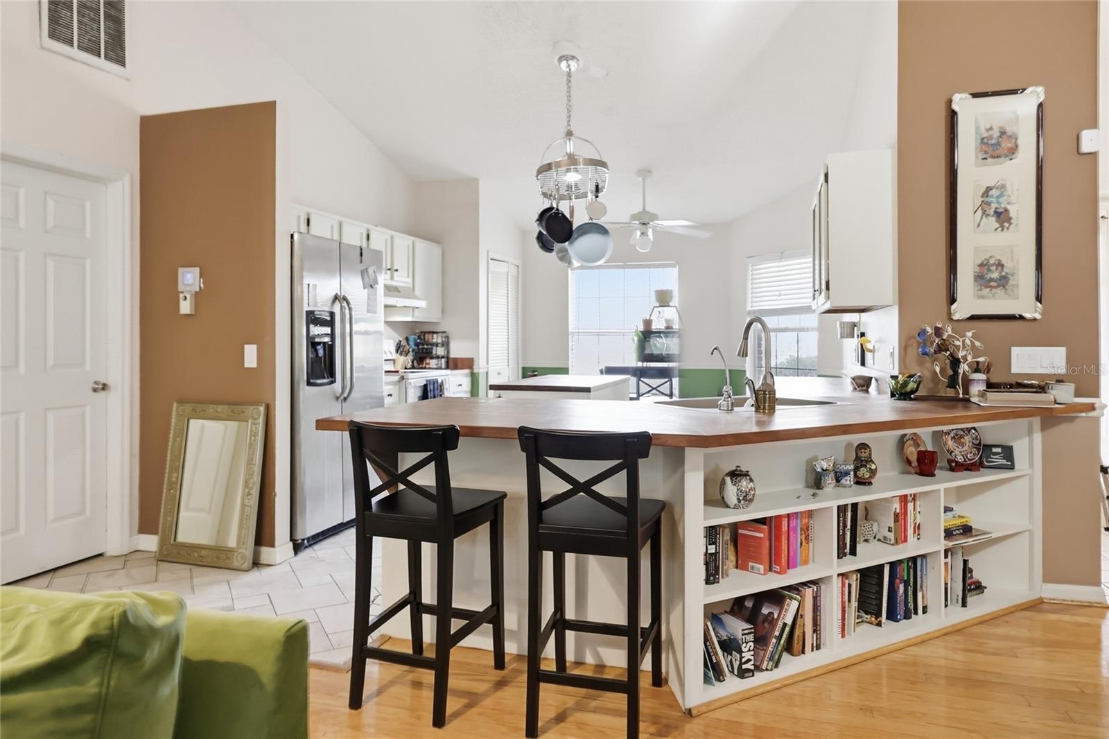 NORTHERN OAKS - Residential