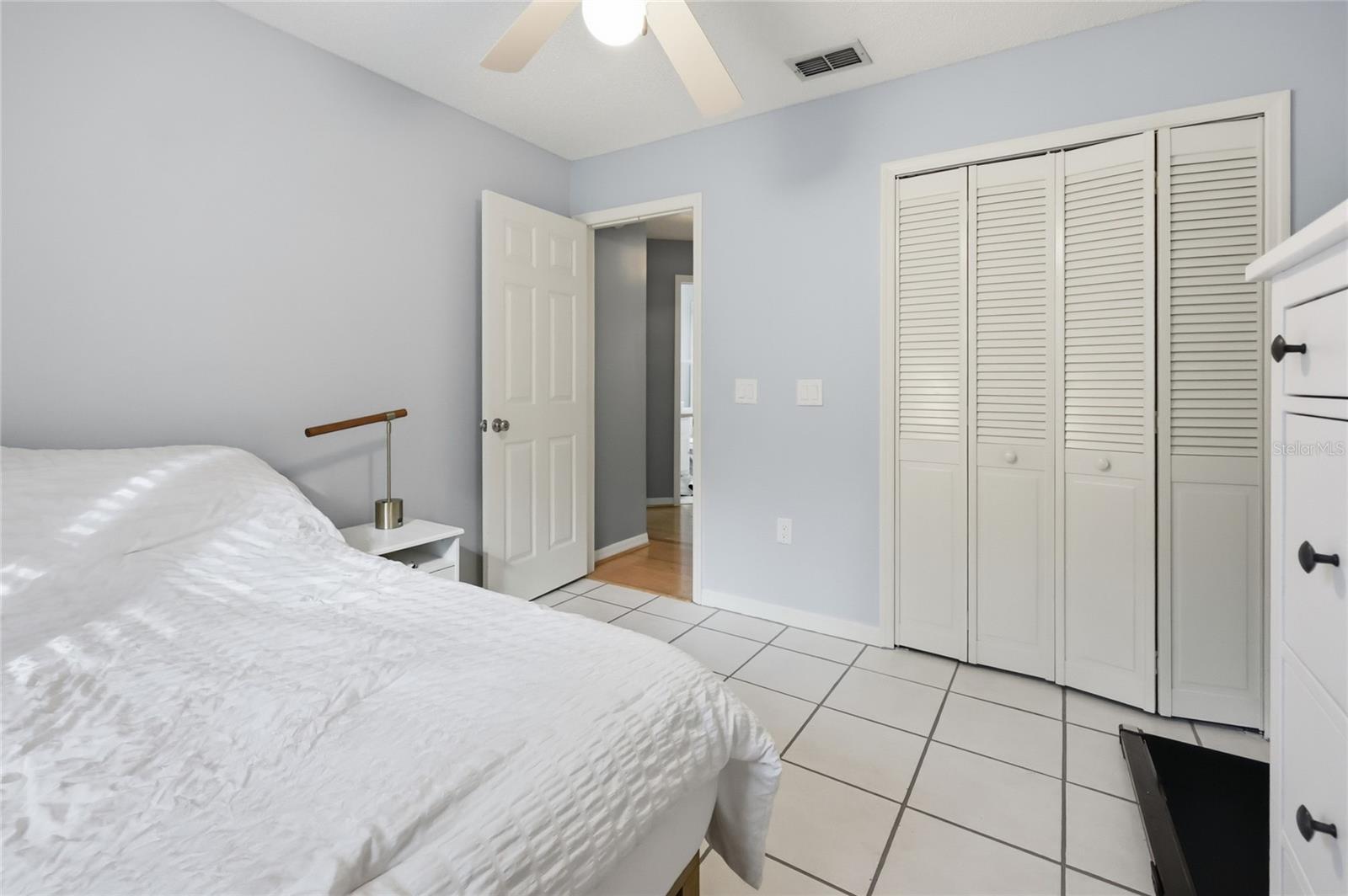 NORTHERN OAKS - Residential