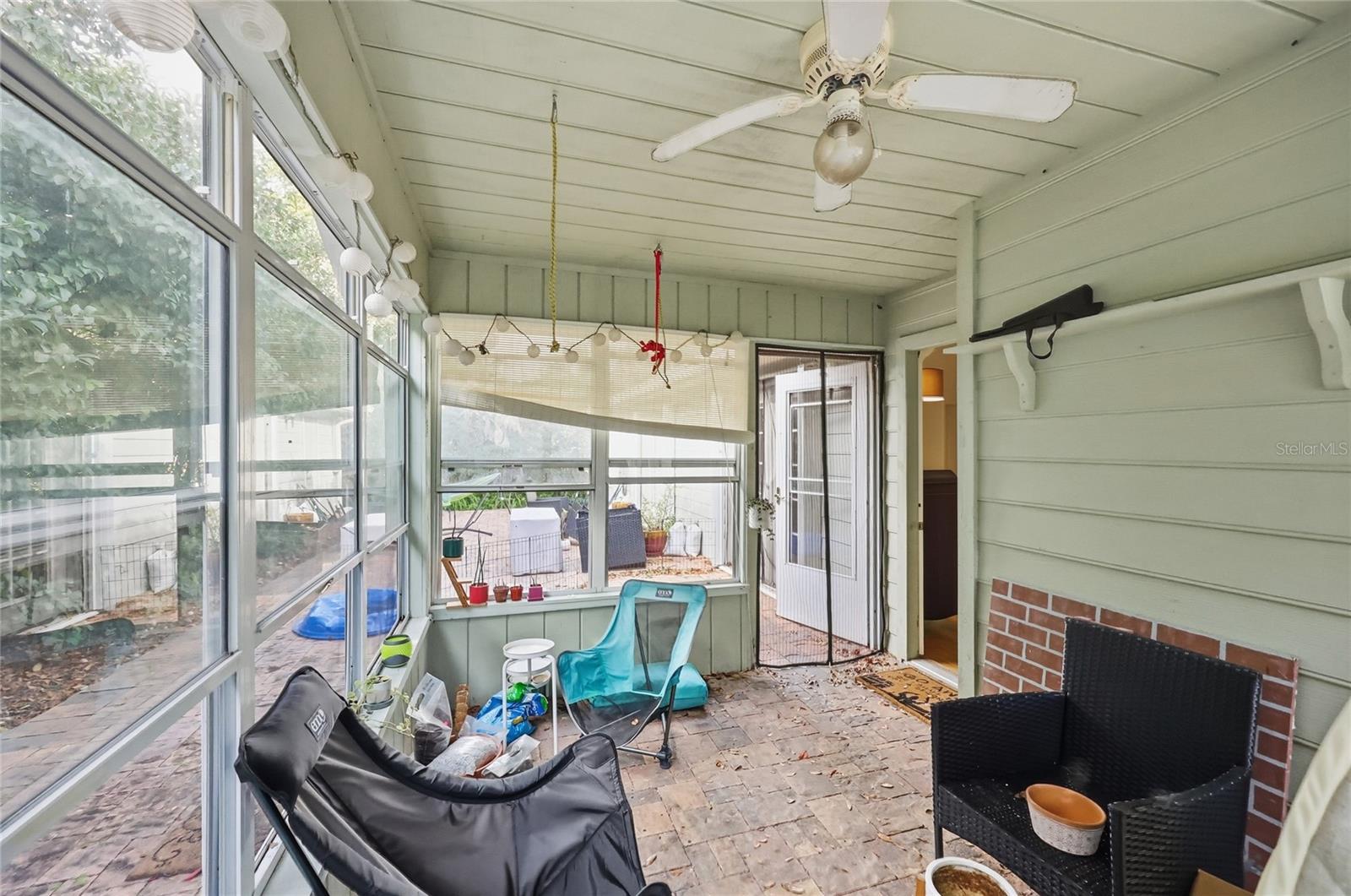 NORTHERN OAKS - Residential