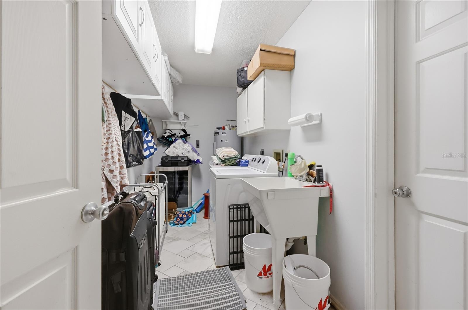 NORTHERN OAKS - Residential