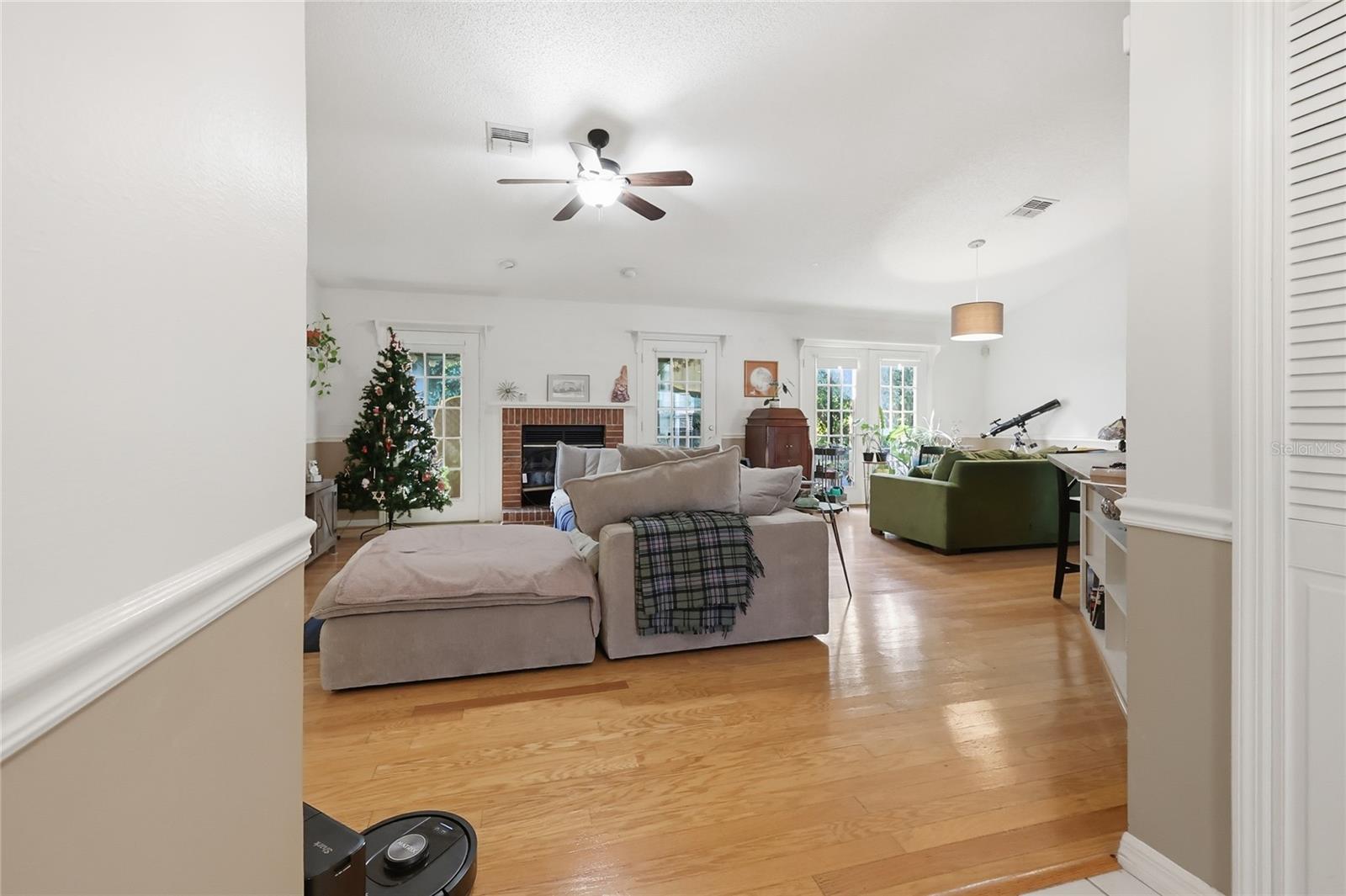 NORTHERN OAKS - Residential