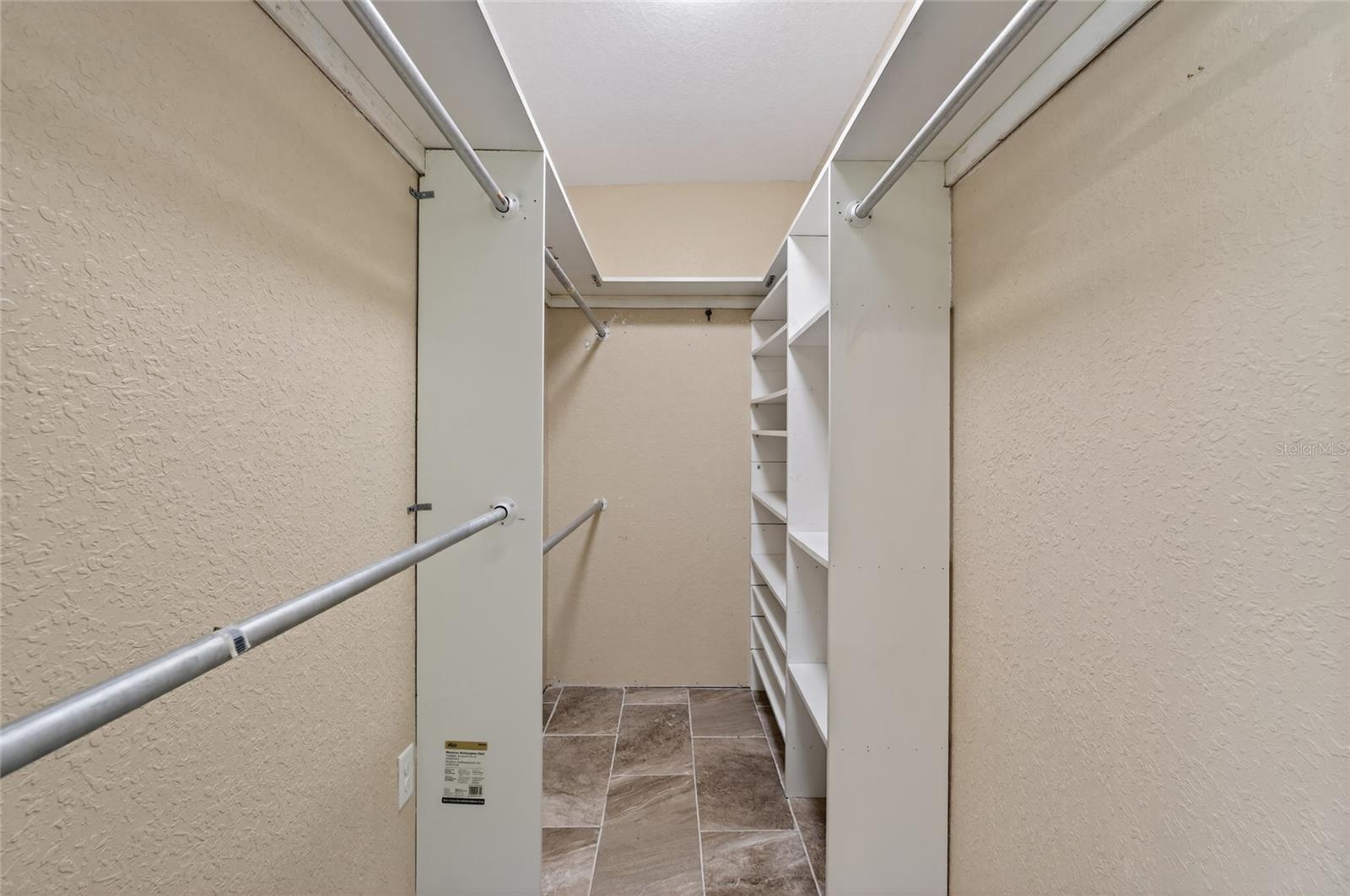 LANCASTER SHORES SUB - Residential