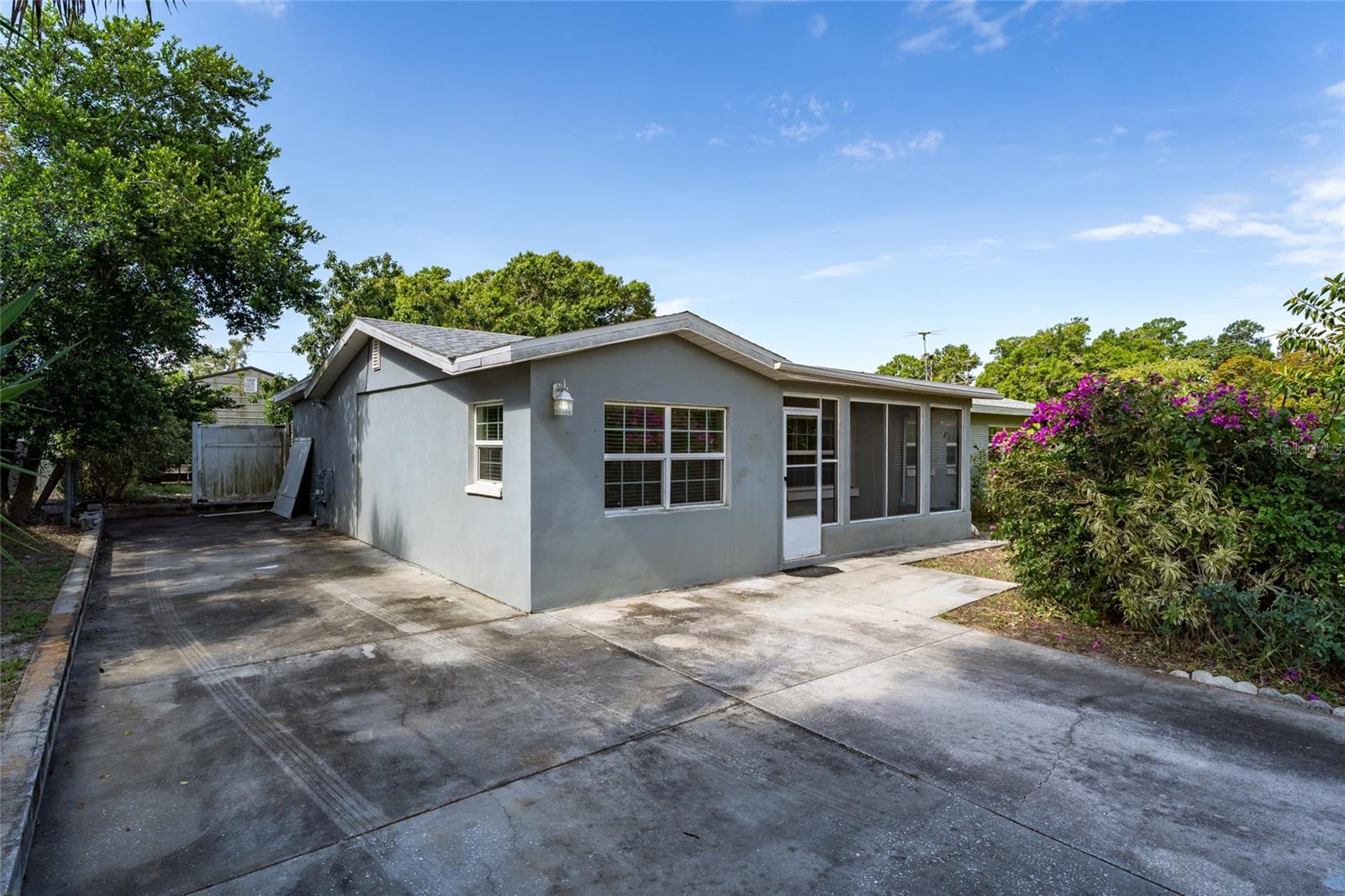 Short Sale. Charming and Well-Maintained! This spacious 4-bedroom, 2.5-bath home offers 1,789 square feet of comfortable living with tile
flooring throughout, crown molding, granite countertops, and stainless steel appliances The kitchen features a modern stove with a built-in air fryer, and key appliances — including the stove, washer, dryer, and water heater — are just 2.5 years old. The HVAC system is less than 6 years old, offering peace of mind for years to come, and the roof on both the home and the backyard shed was replaced in 2024. The layout is both functional and unique, featuring one bathroom on a septic system and two on city water. The backyard is perfect for entertaining or relaxing, complete with a built-in park-style grill, a striking 30-foot firepit, a shed, and an additional storage room on the back side of the home. Located just minutes from I-4, you’ll enjoy convenient access to local attractions, shopping, and dining. Don't miss out — schedule your private showing today. This one won’t last!