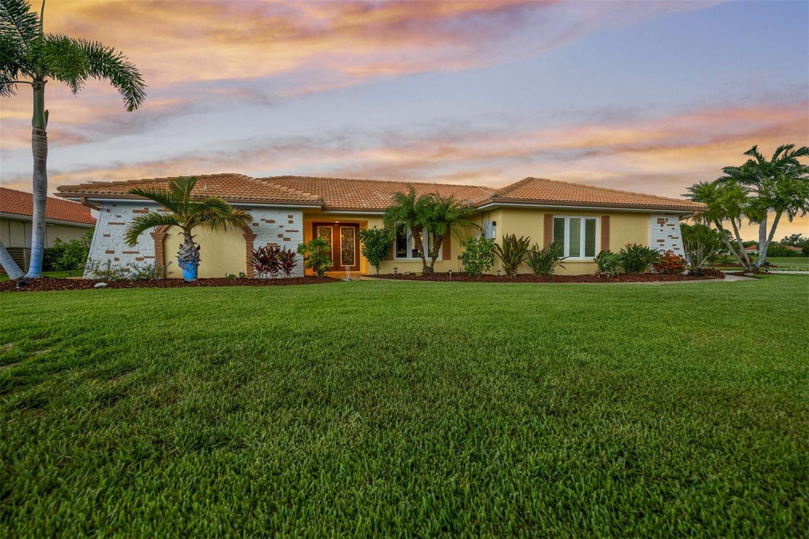 HERITAGE LAKE ESTATES - Residential