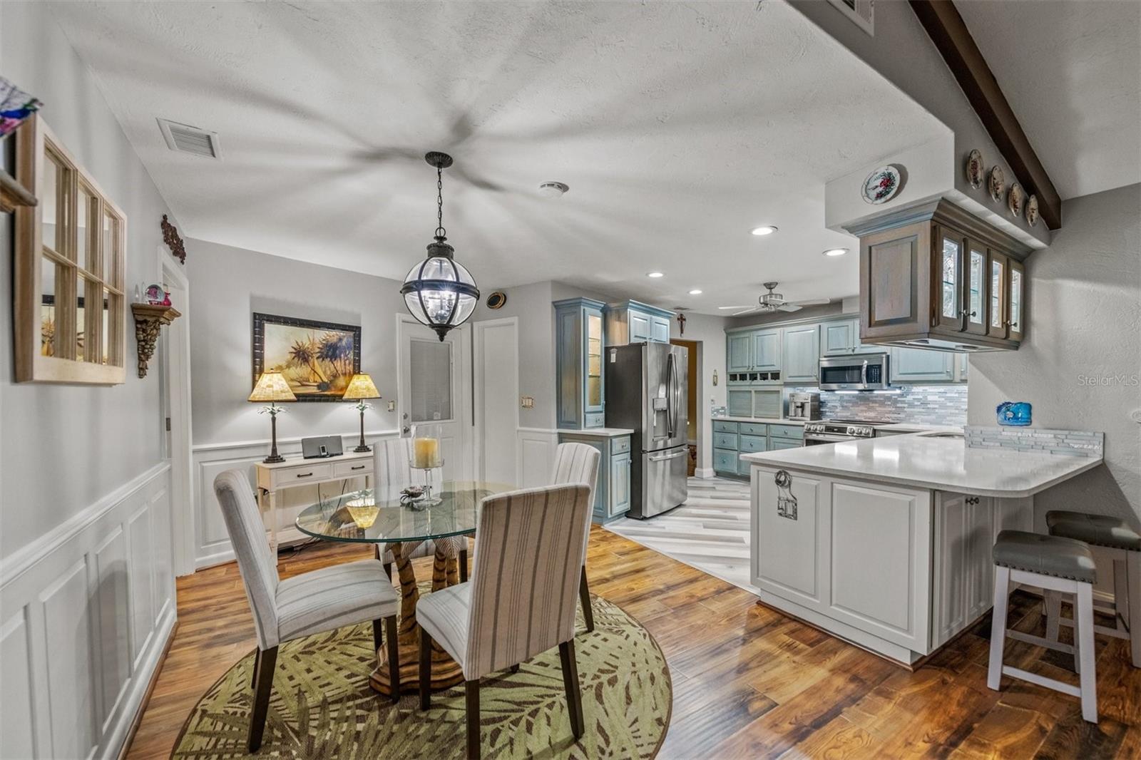 HERITAGE LAKE ESTATES - Residential