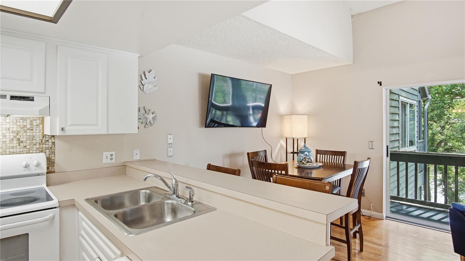 LANDINGS WITHLACOOCHEE OR 1272/1072 - Residential