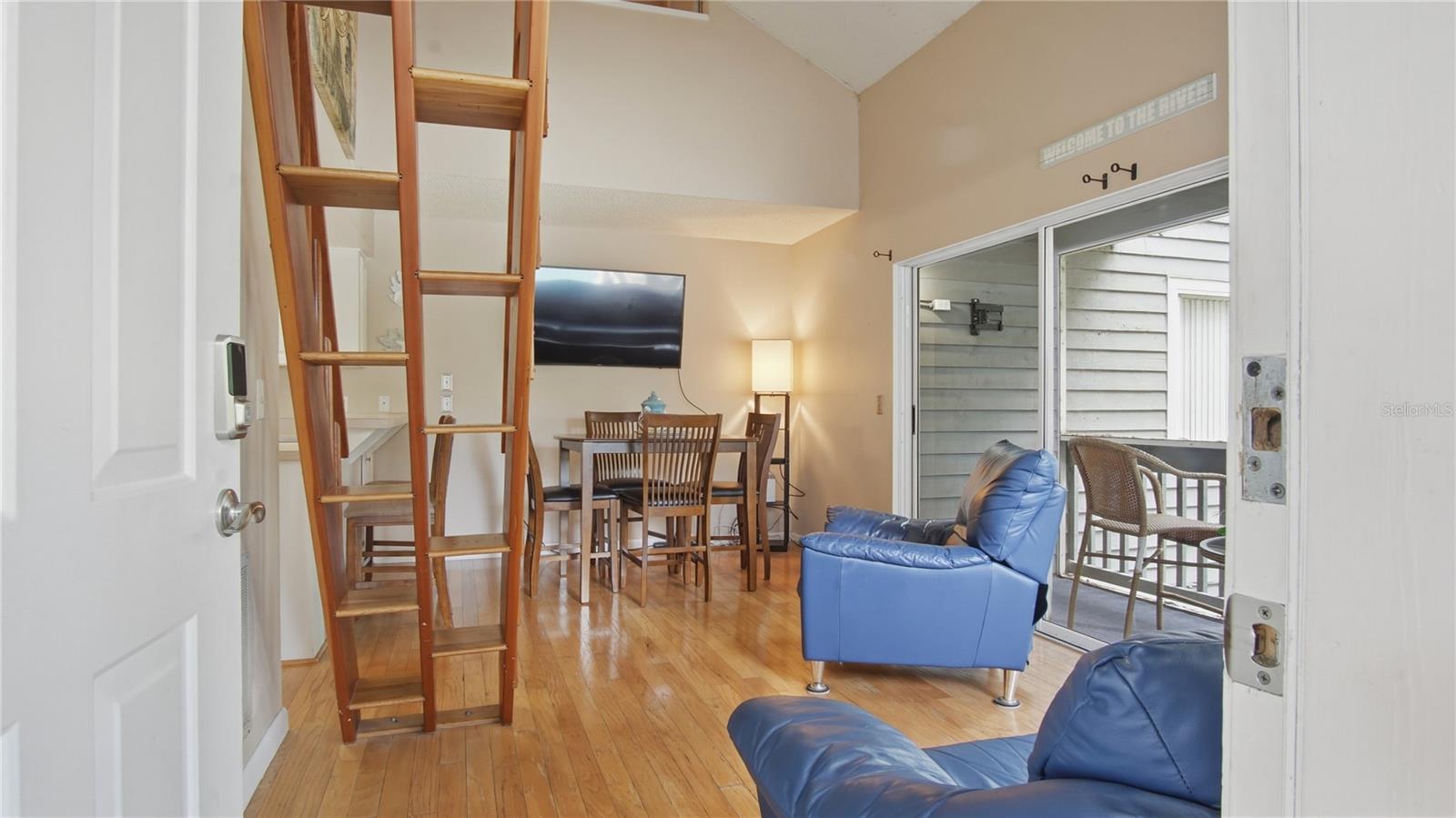 LANDINGS WITHLACOOCHEE OR 1272/1072 - Residential