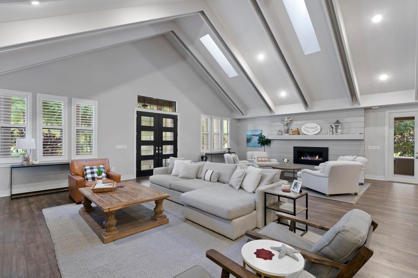 PINE COVE ESTATES - Residential