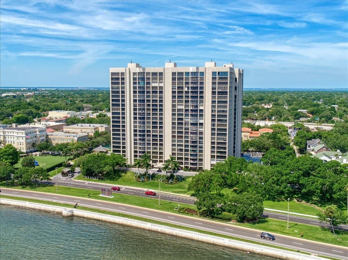 3301 BAYSHORE BOULEVARD 2108B