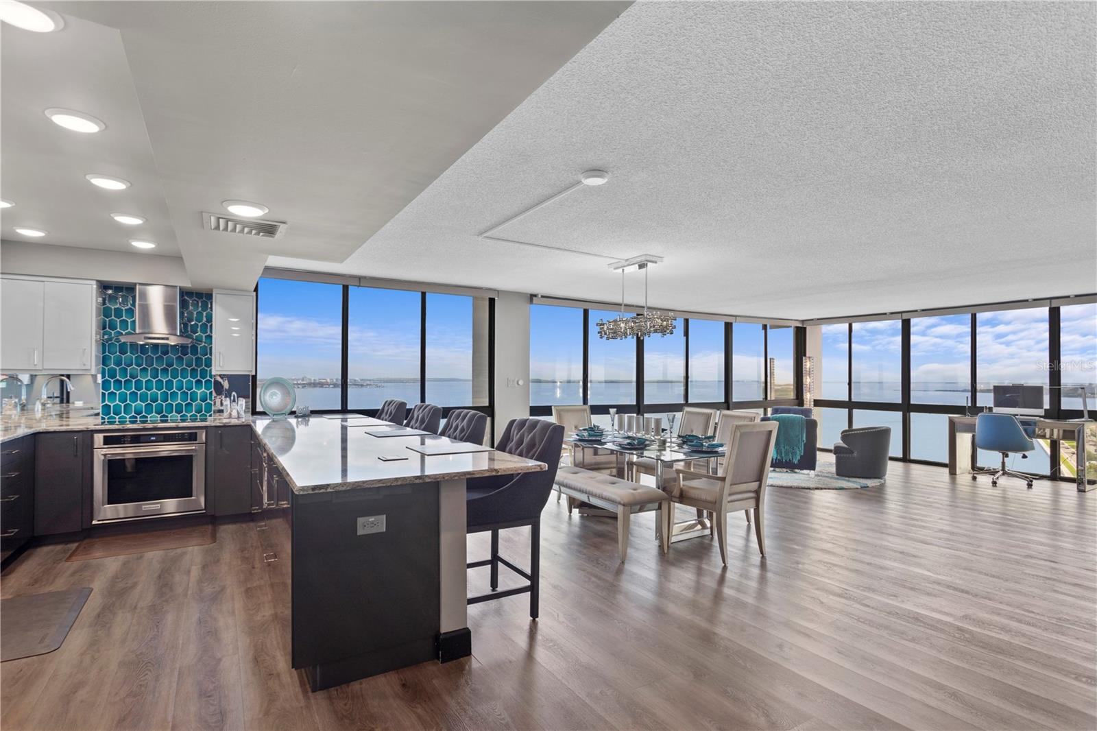 3301 BAYSHORE BOULEVARD 2108B