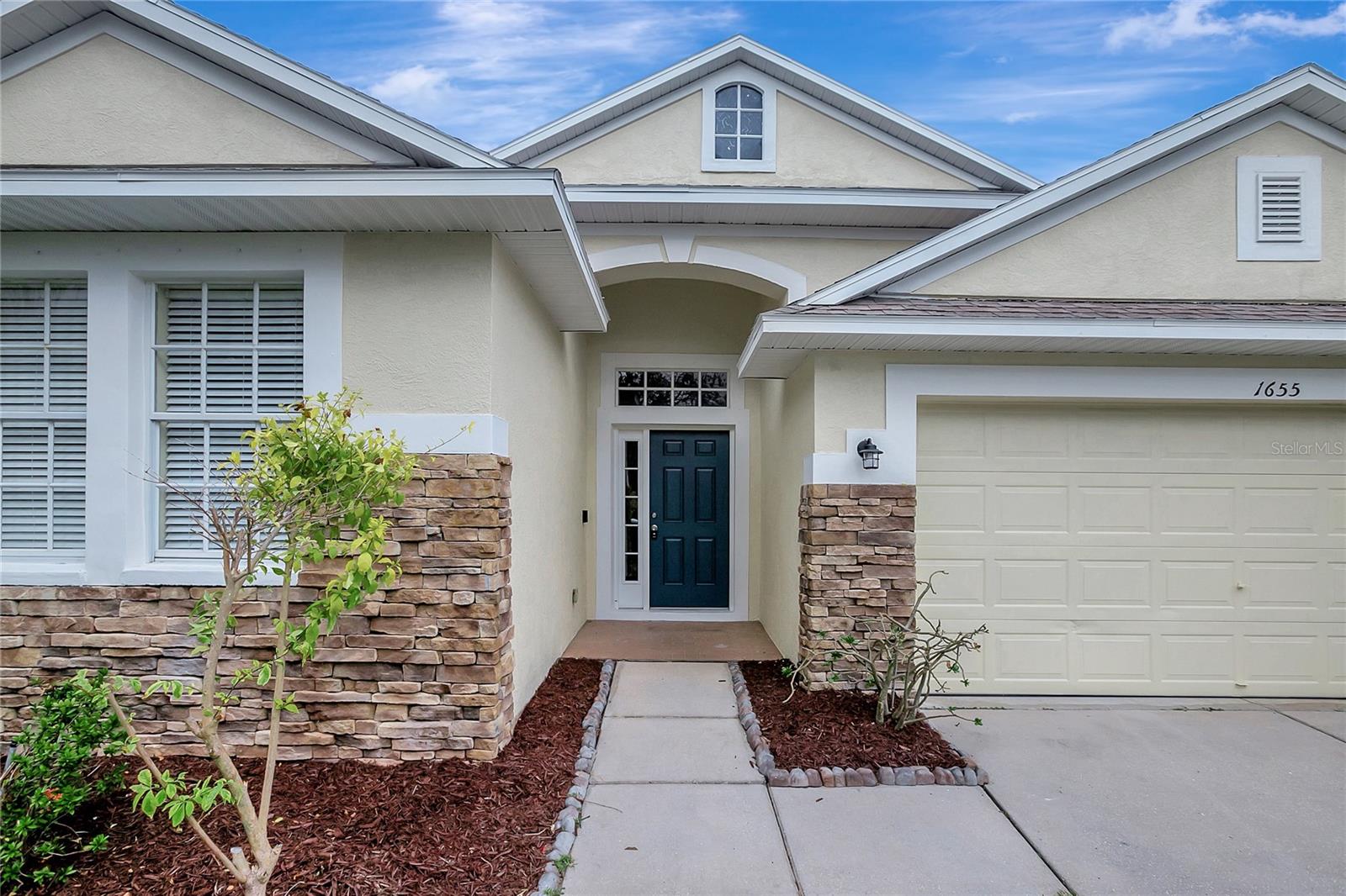 1655 BONITA BLUFF COURT