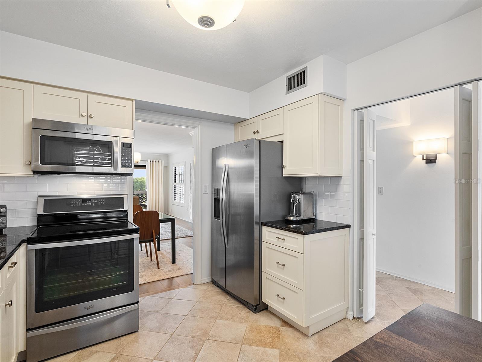 CLOISTERS CONDO - Residential