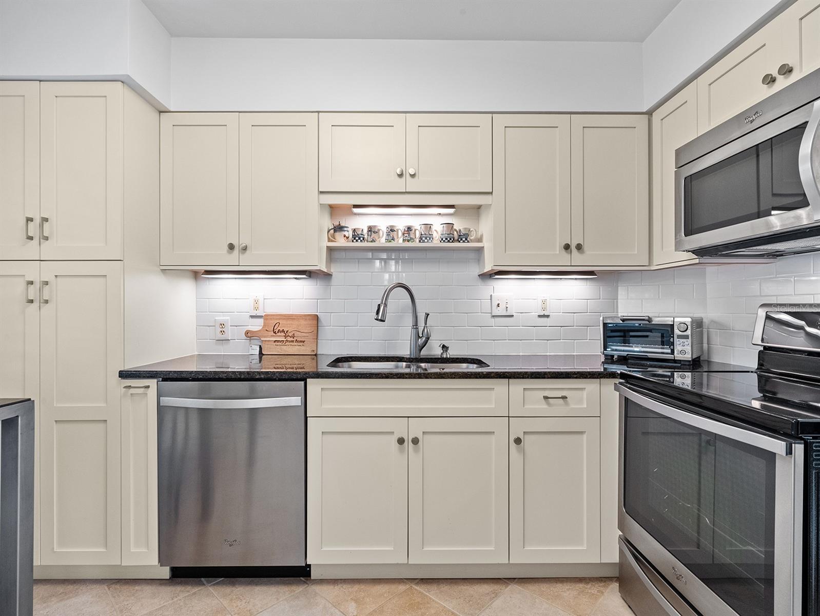 CLOISTERS CONDO - Residential