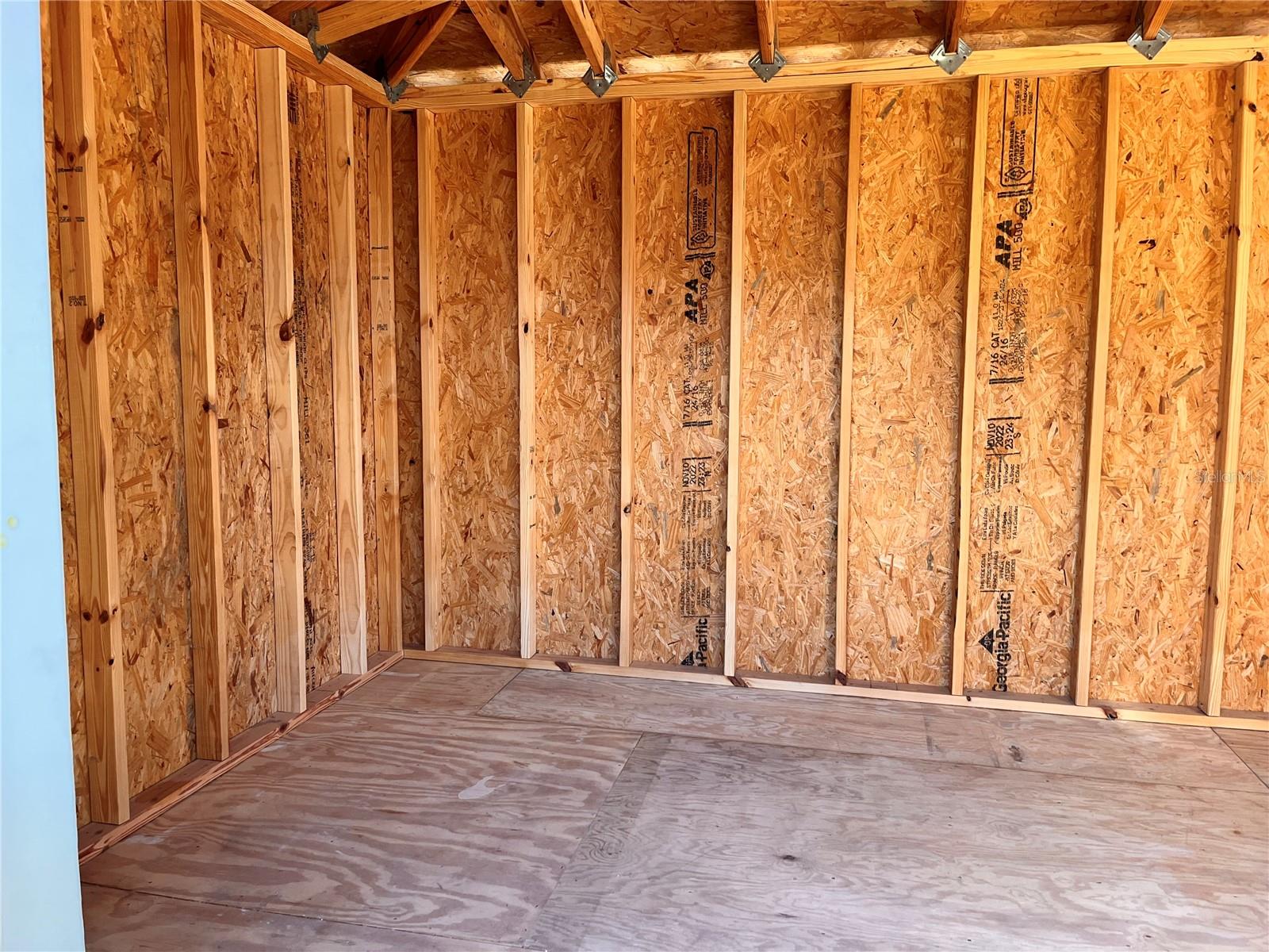 PRESERVE ESTATE - Land