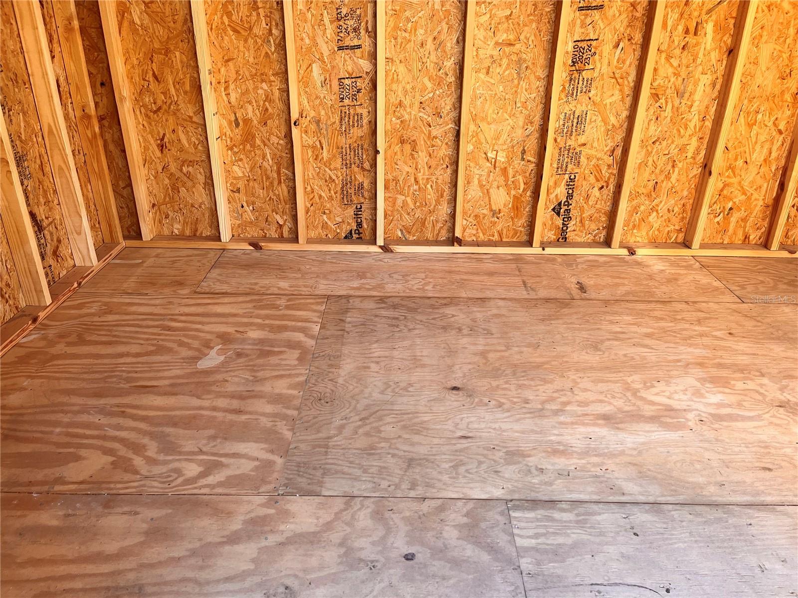 PRESERVE ESTATE - Land