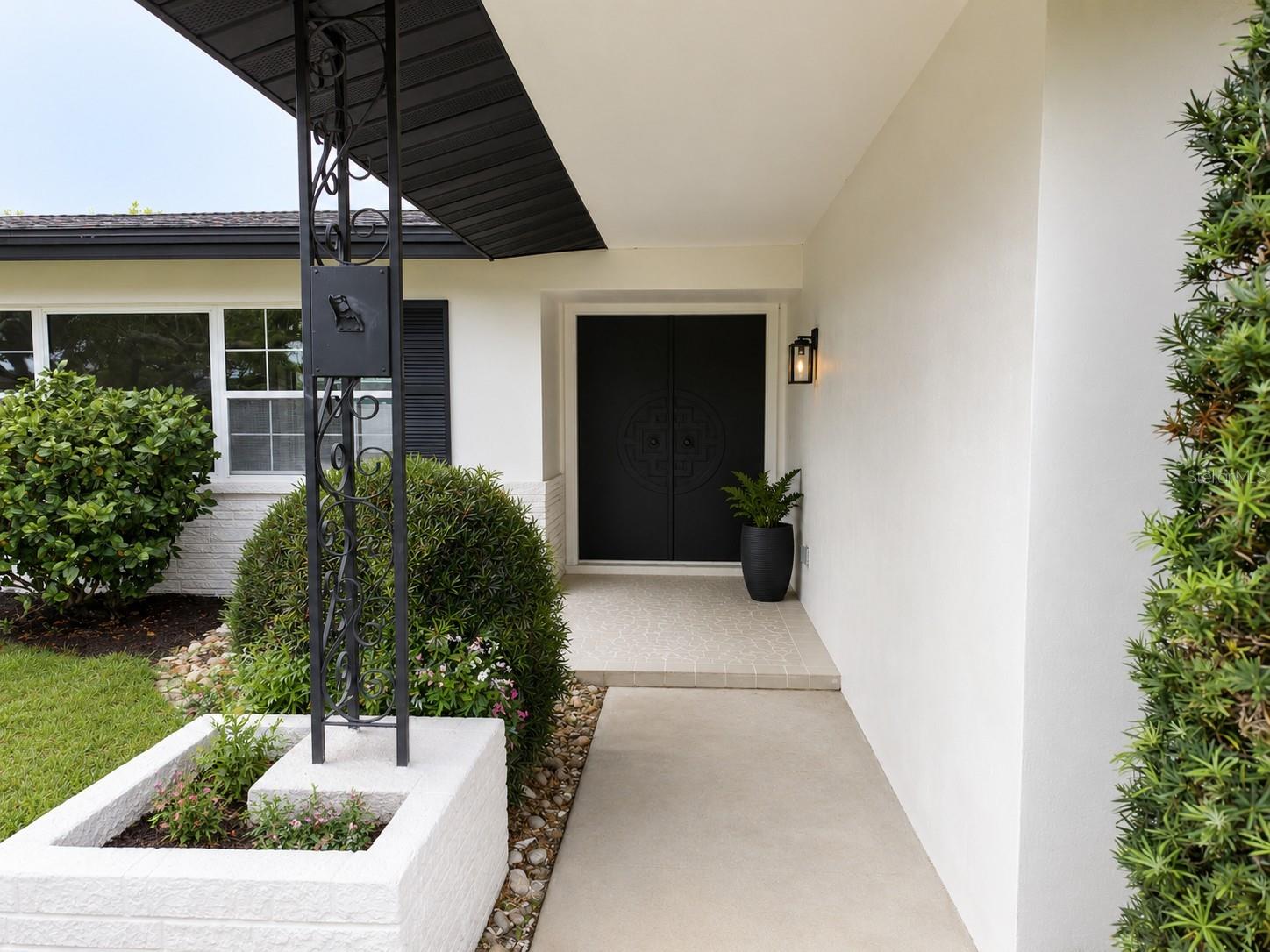 810 ALLAMANDA DRIVE