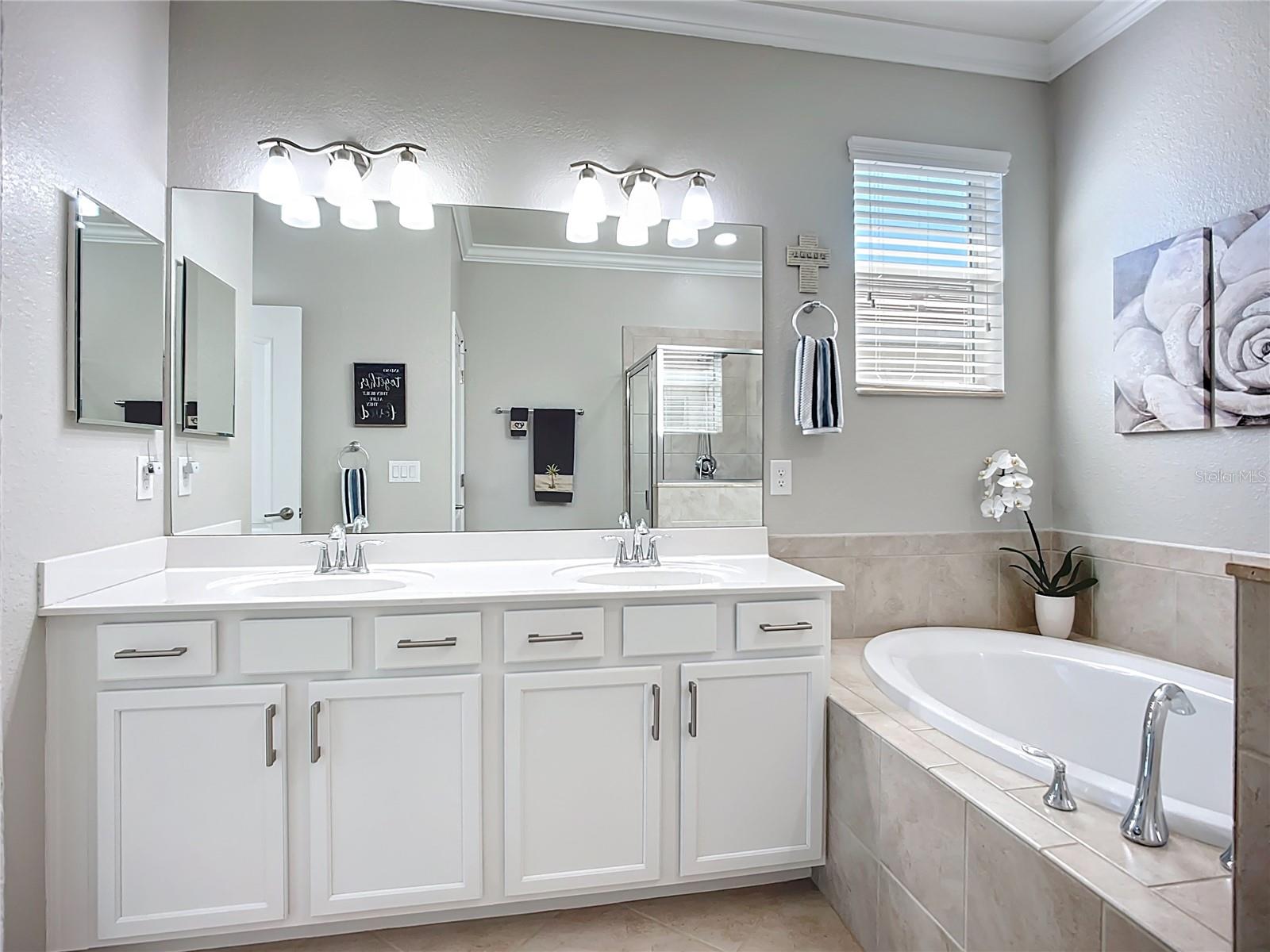 VILLAS AT CHARLESTON PARK PH 02 - Residential