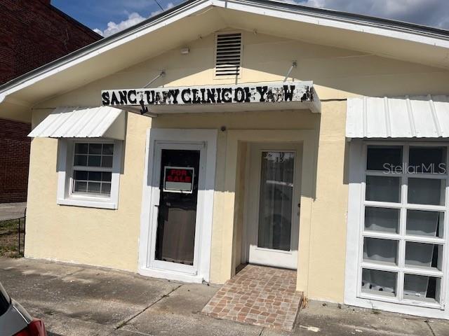 15 S VERONA AVENUE
