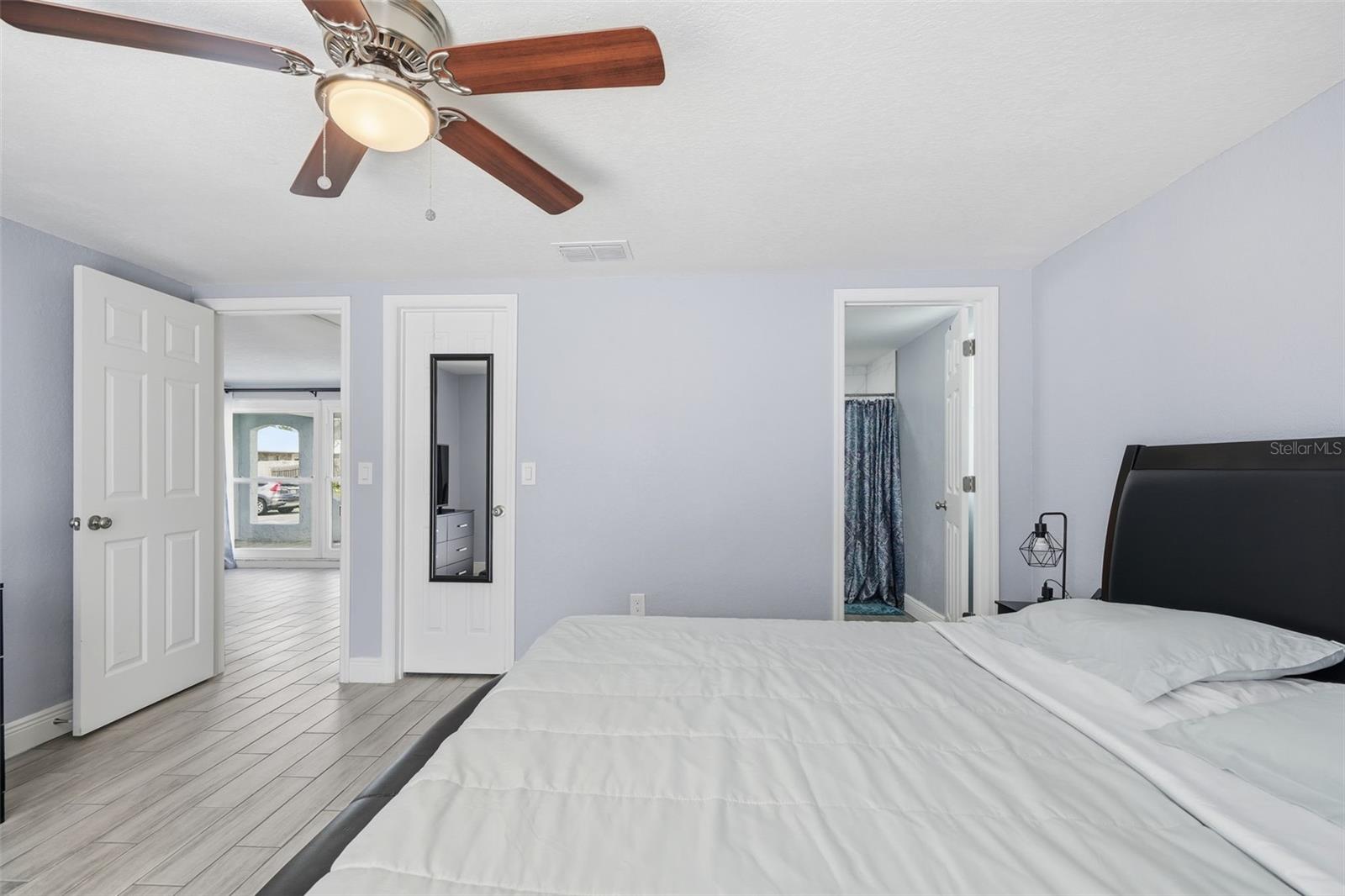 REGENCY PARK - Residential