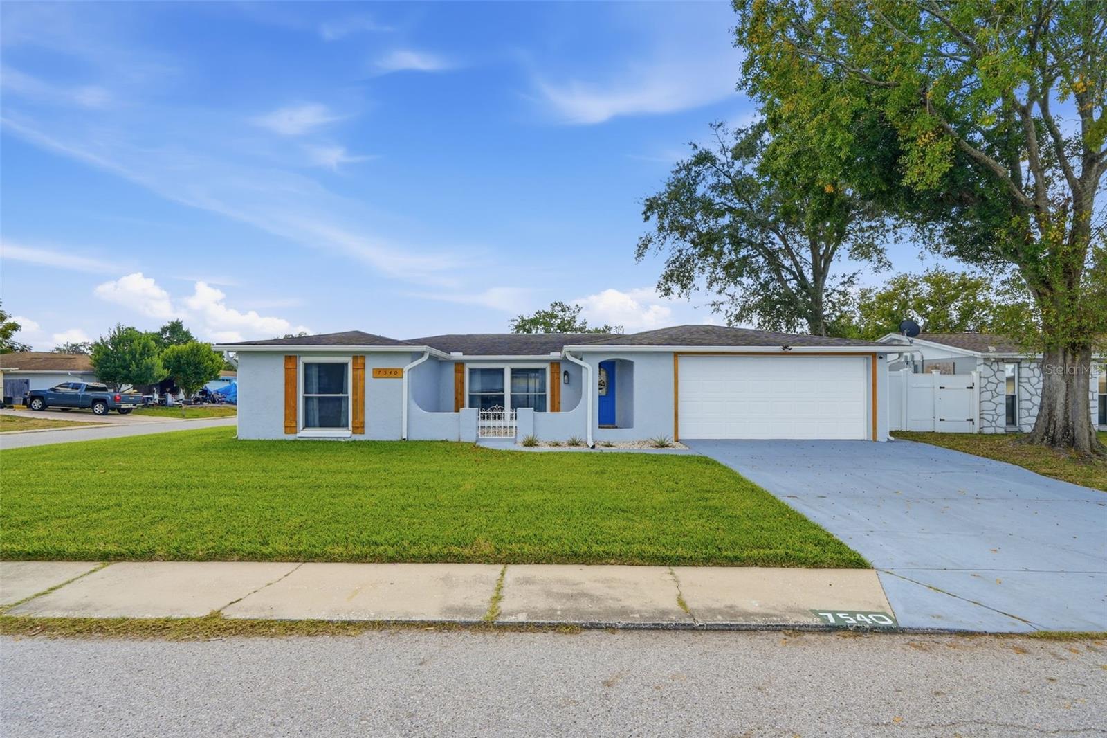 REGENCY PARK - Residential