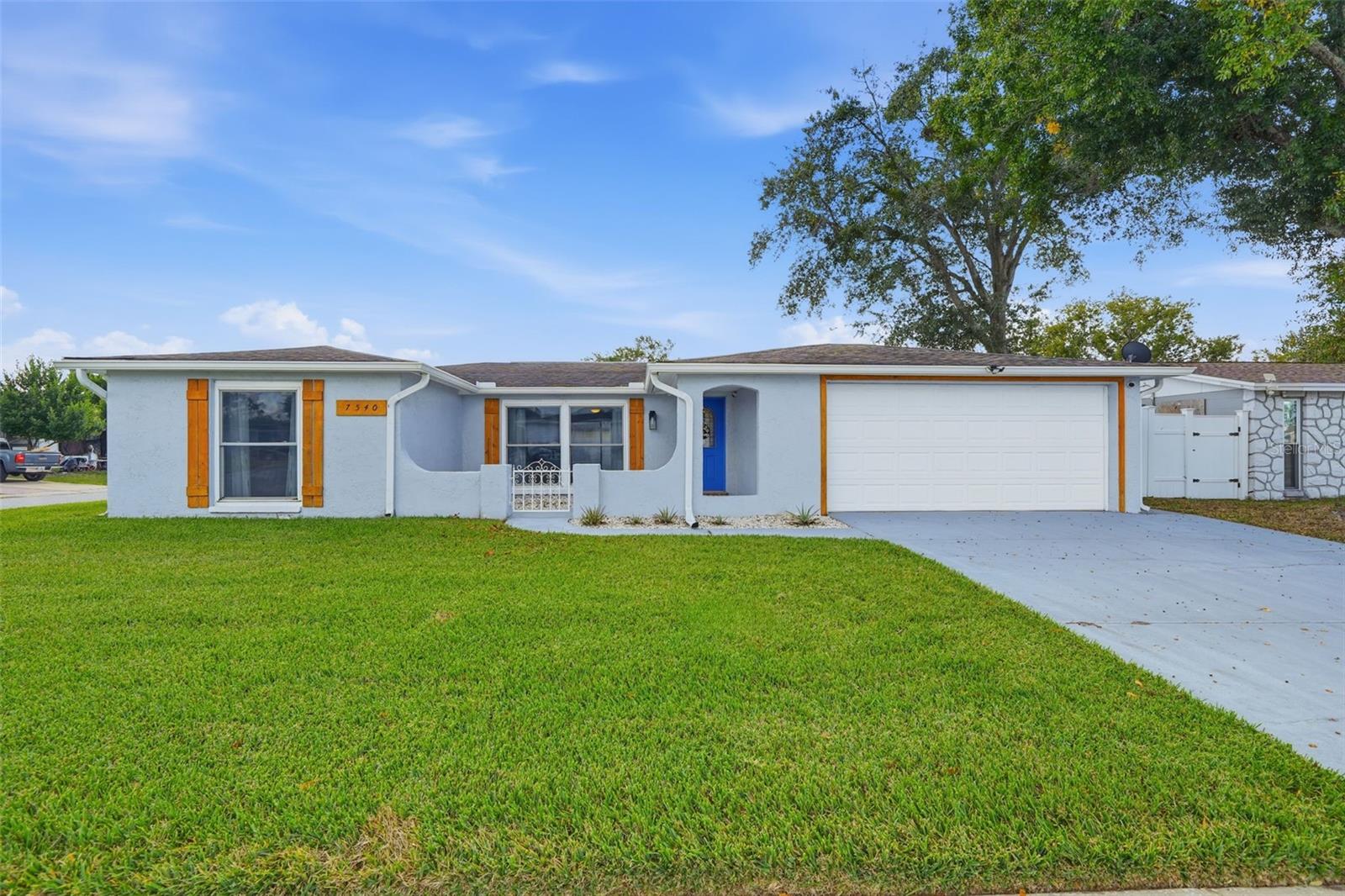 REGENCY PARK - Residential